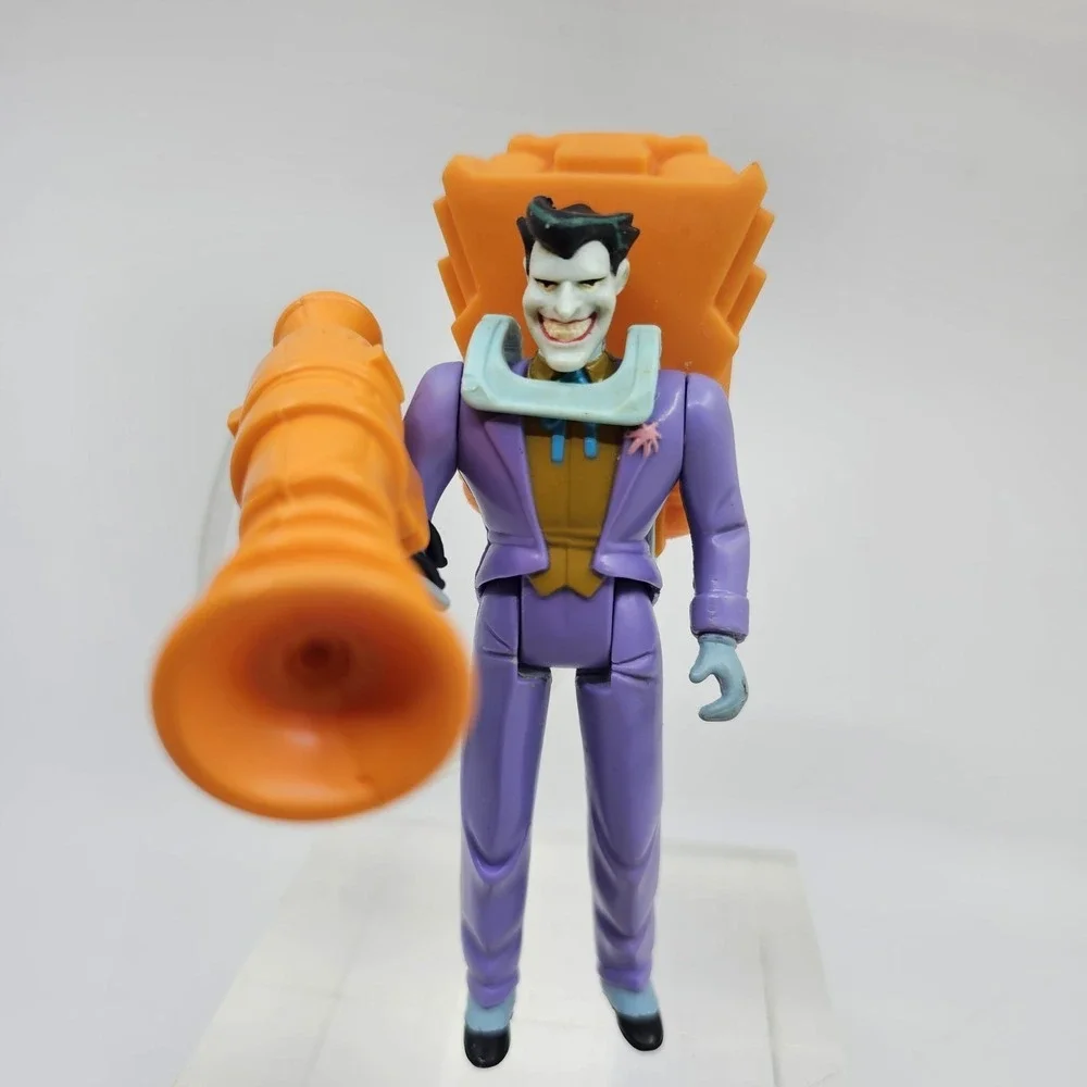 Kenner, Batman‎ The Animated Series, Joker With Laughing Gas Spray Gun